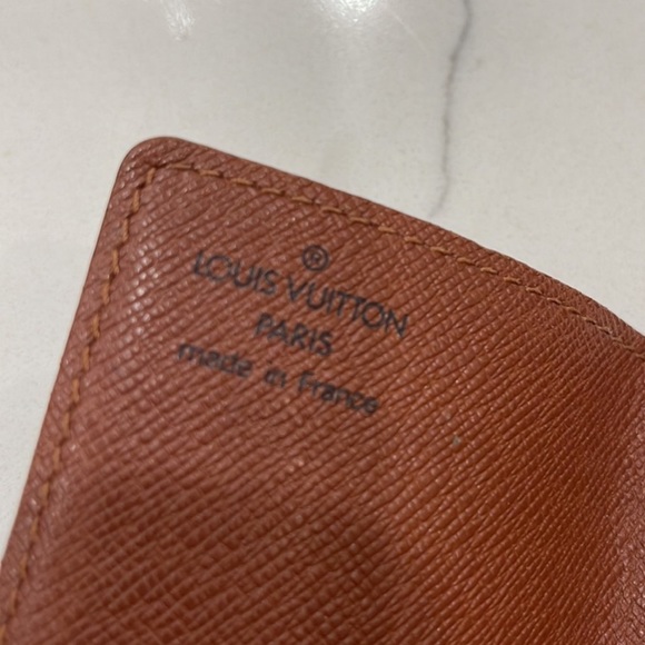 Louis Vuitton Monogram Port Credit
Card wallet
Good condition
Authentic - Picture 7 of 9